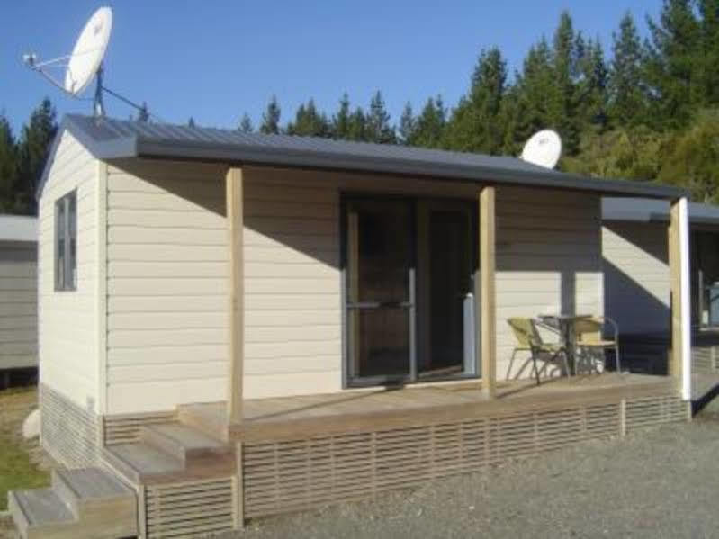 Tongariro Holiday Park Hotel National Park Exterior photo